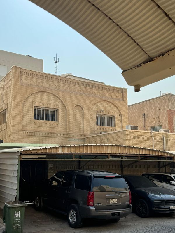 بيت للبيع في السالمية